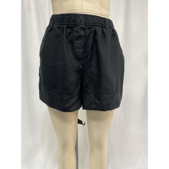Reformation 'Mason' Black Tencel Lyocell Short Size 8 - Picture 1 of 4